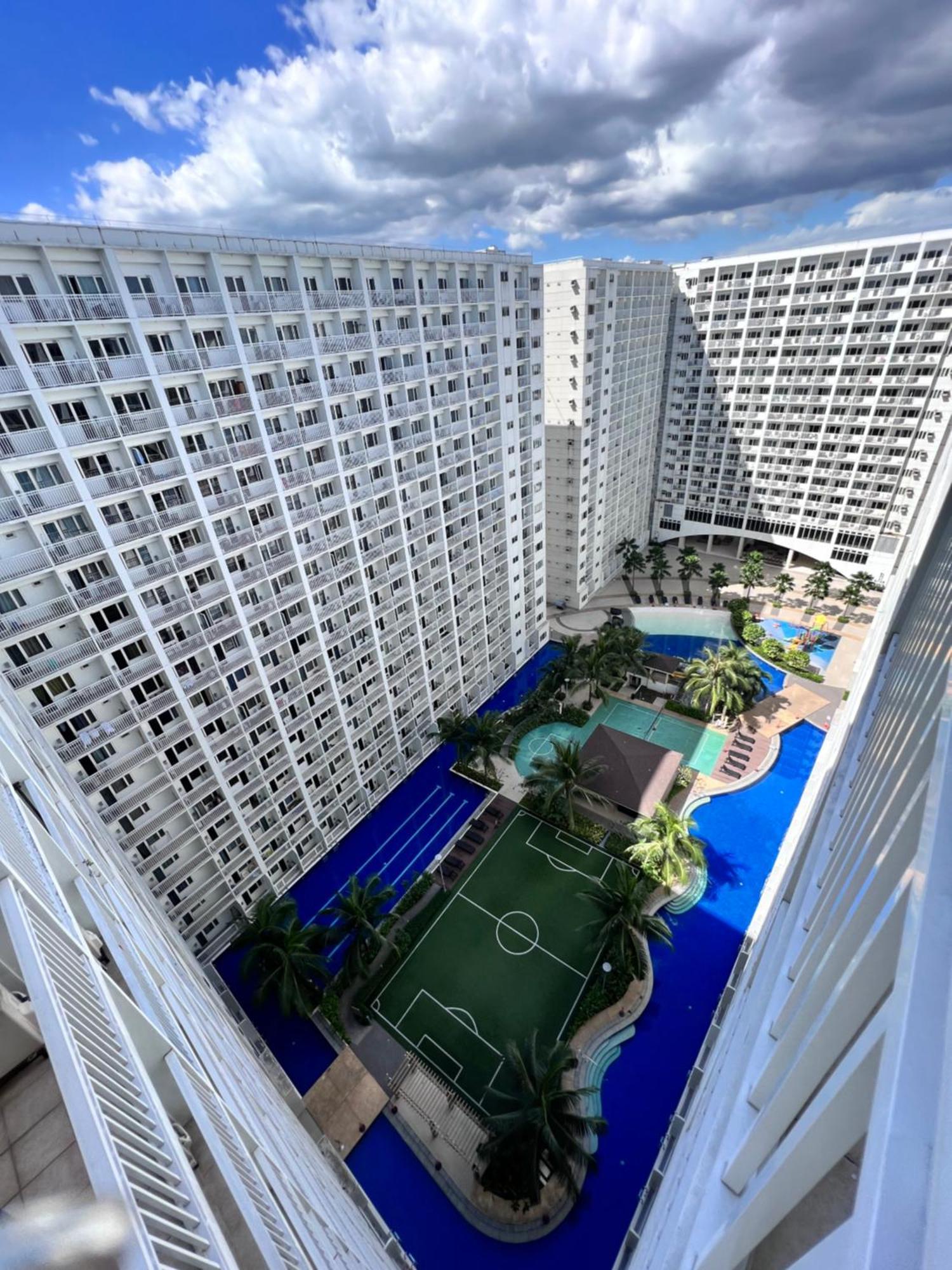 Studio Units At Shore Residences Condo Moa Complex Near Airport Pasay Exterior photo